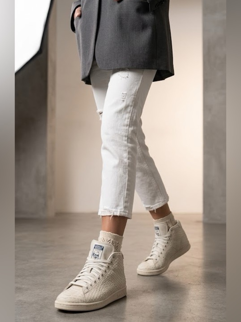 Adidas Stan Smith Mid 'Reptile high top sneaker 6.5 or 8